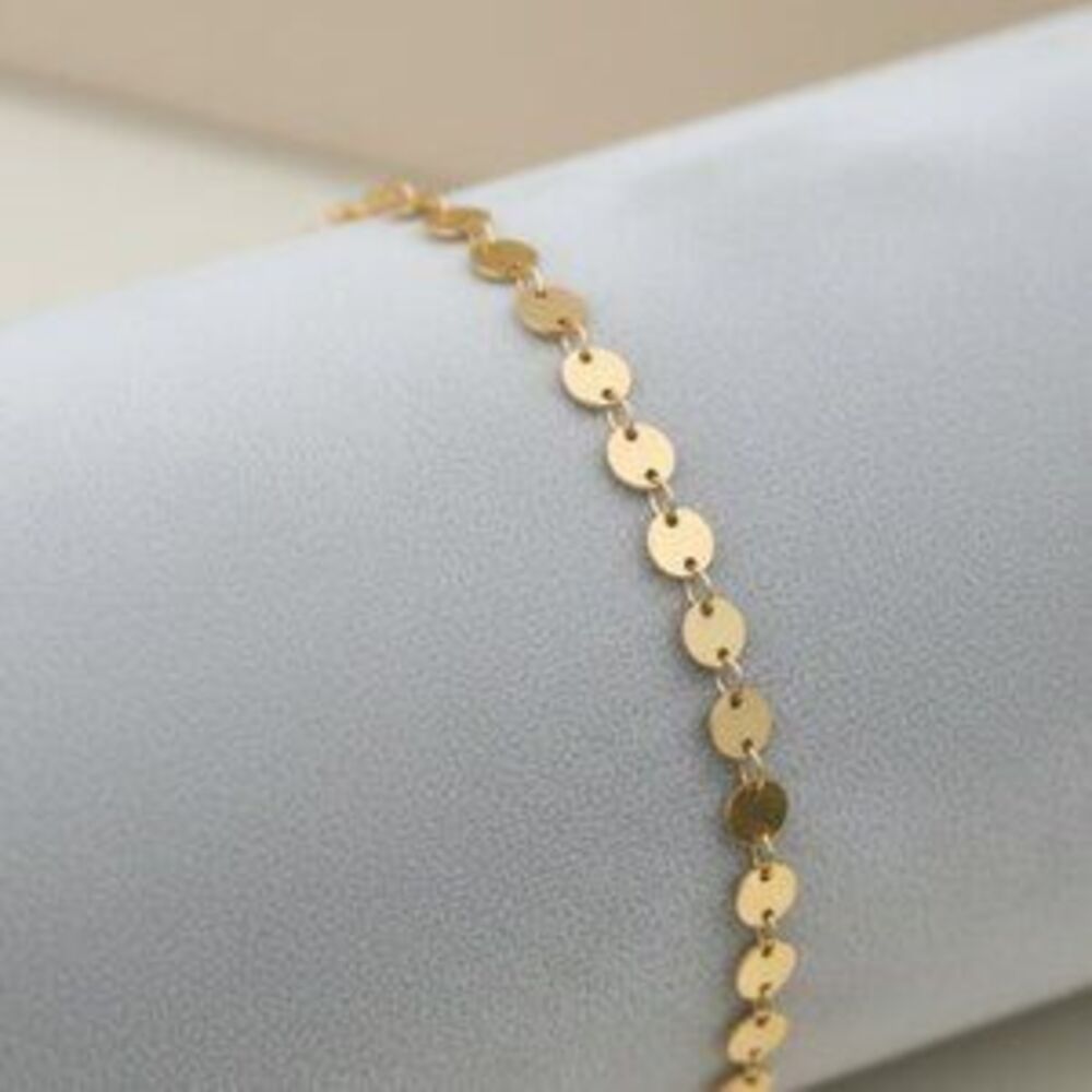 "Elegant & Trendy Bracelet, A Perfect Gift for Women, Thoughtful, EVCH1548